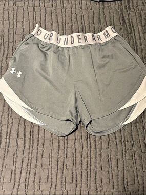 Under Armour UA Tech Play Up Shorts Gray & White